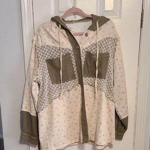 POL Floral Patchwork Hoodie with Pockets. Perfect top or lightweight shacket.NEW